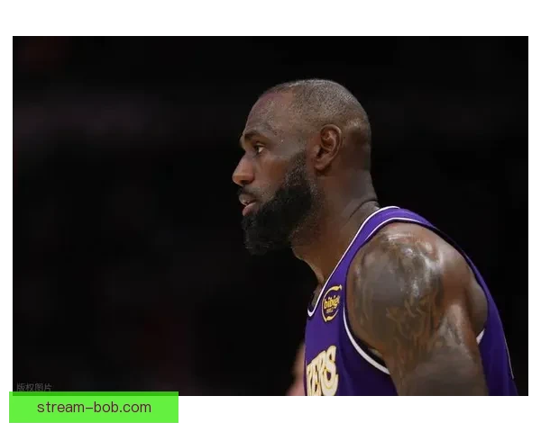 13周年回望詹姆斯死亡隔扣特里名场面招牌庆祝动作就此封神瞬间