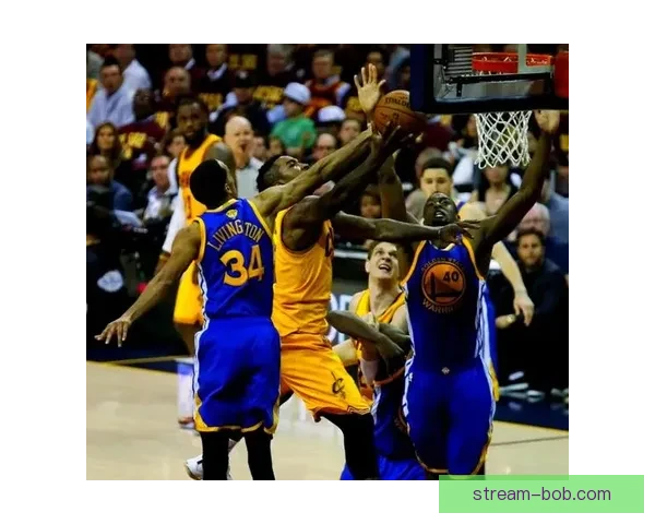 13周年回望詹姆斯死亡隔扣特里名场面招牌庆祝动作就此封神瞬间